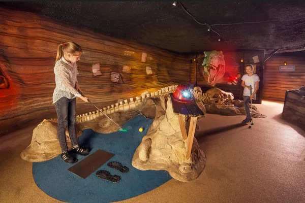 Le plus grand minigolf indoor d’Europe
