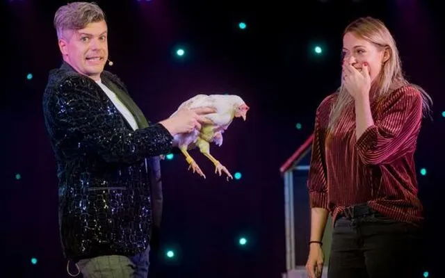 Jo und das berühmteste Huhn der Welt