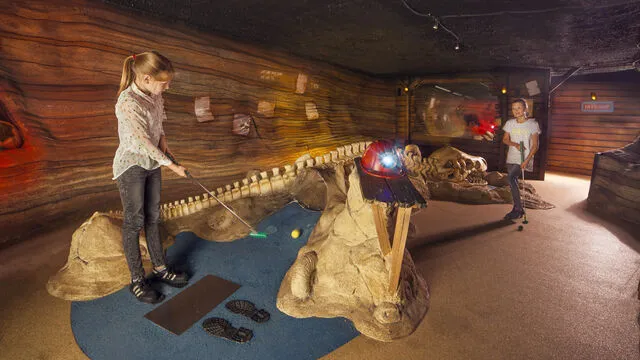 Minigolf - Abenteuer in der geheimnisvollen Mine